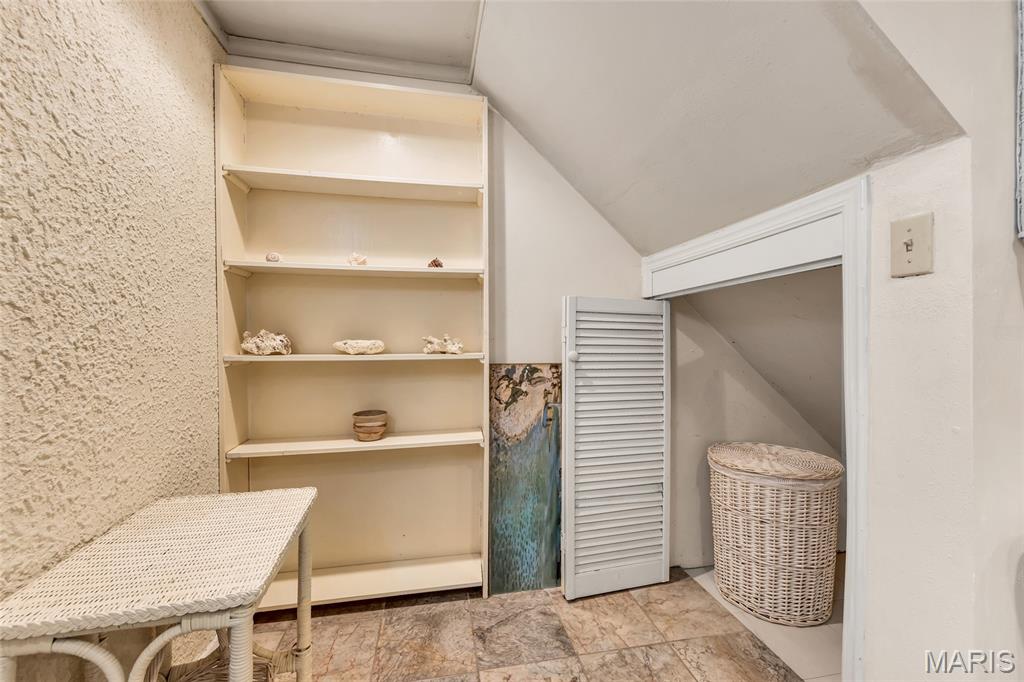 10905 Hampshire Manor Court Property Photo 28