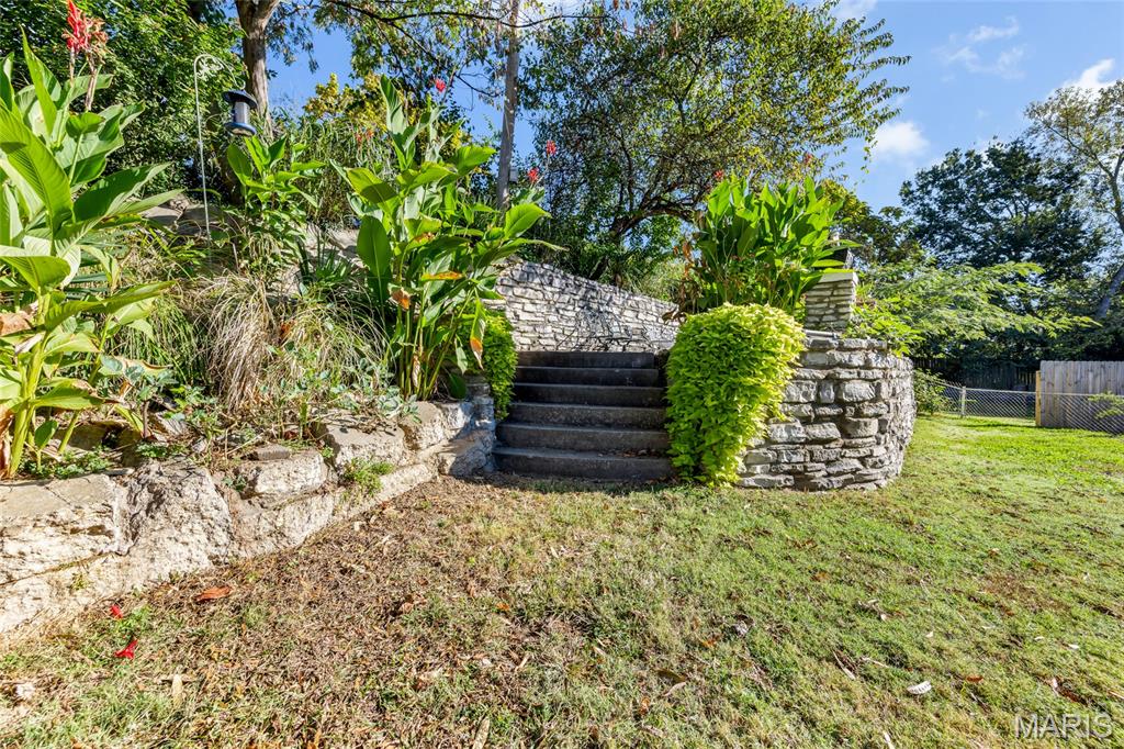 10905 Hampshire Manor Court Property Photo 32