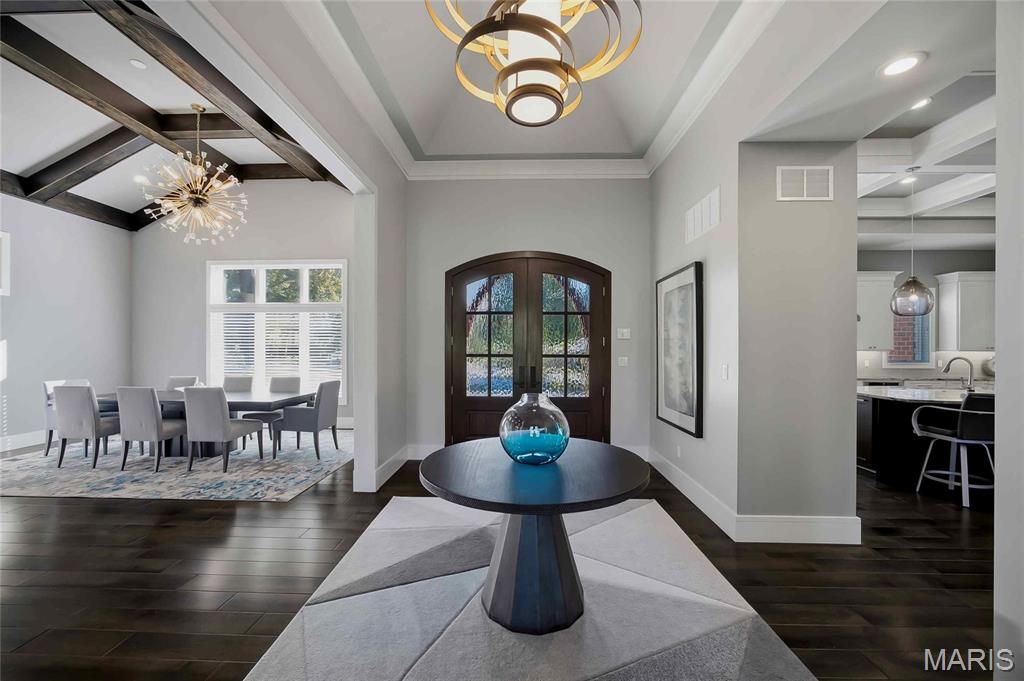 15 Ladue Meadows Property Photo 3