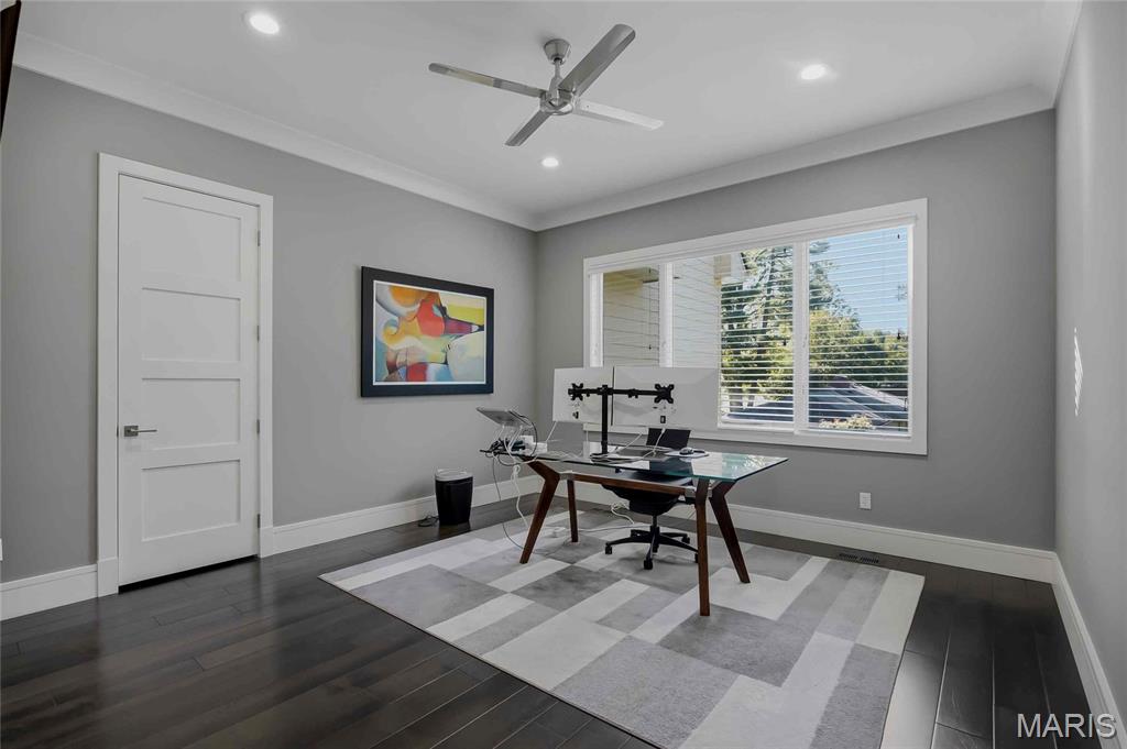 15 Ladue Meadows Property Photo 24
