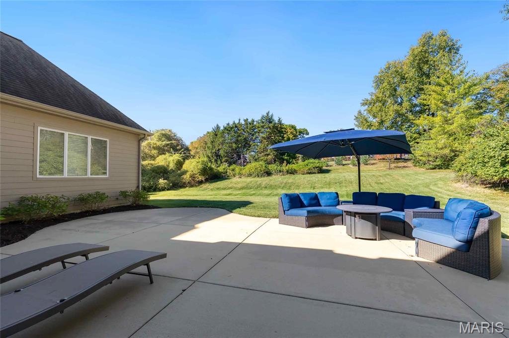 15 Ladue Meadows Property Photo 56