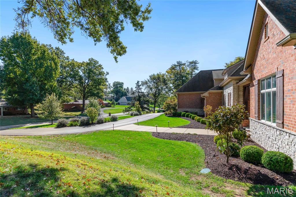 15 Ladue Meadows Property Photo 63