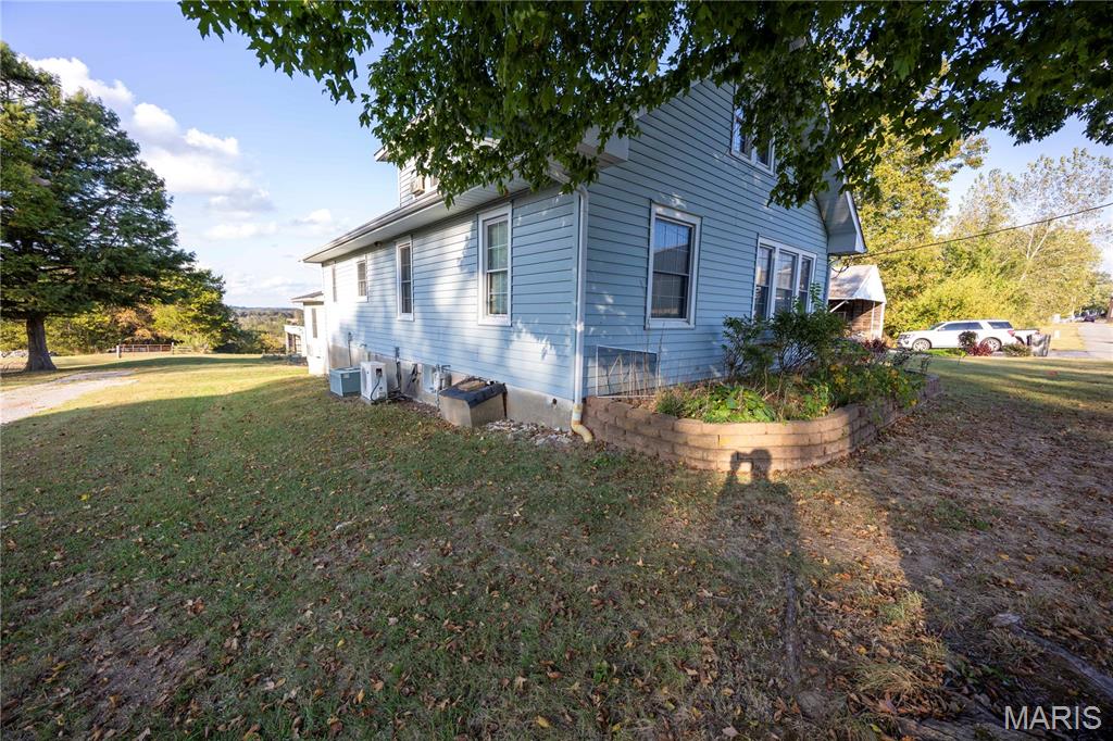 106 Hahn Street 84 Property Photo 24