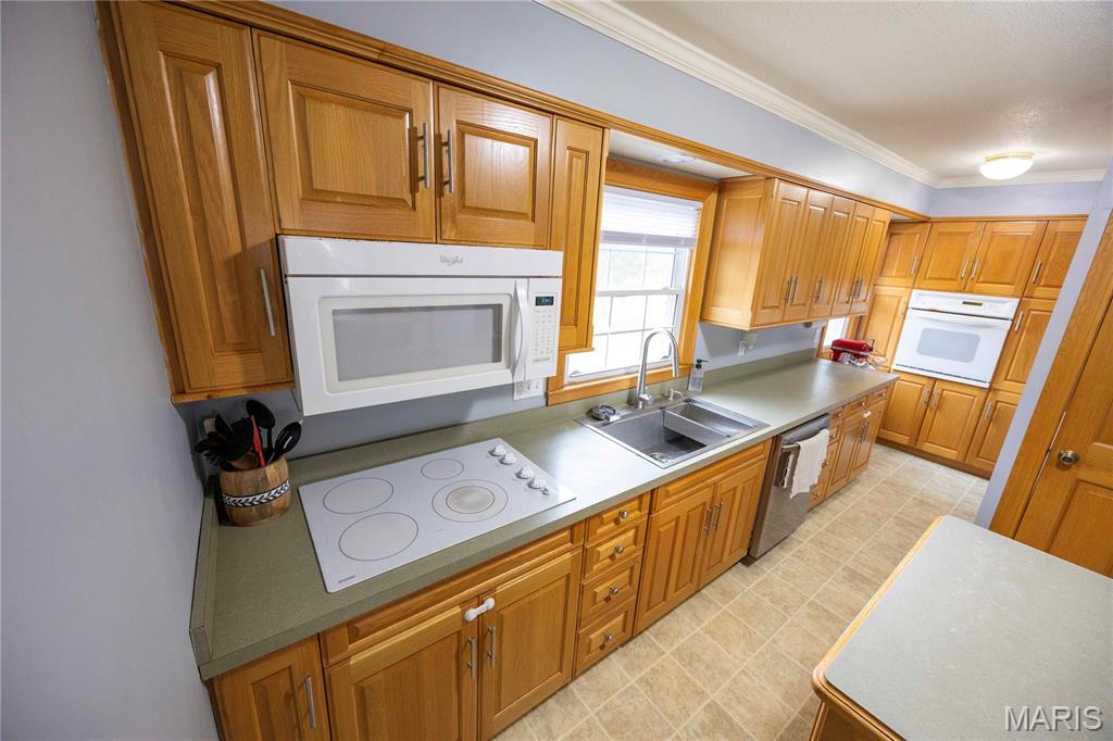 106 Hahn Street 84 Property Photo 27