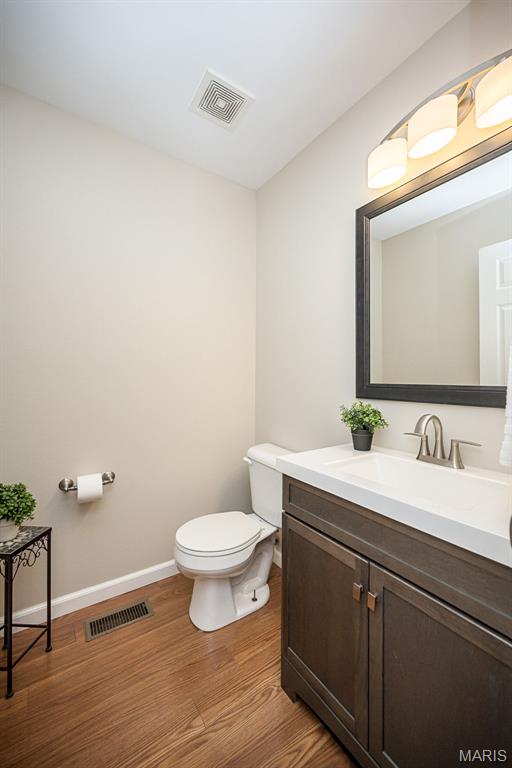 323 Essex Park Drive Property Photo 16