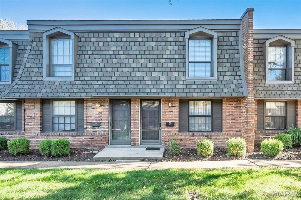 4256 Eiffel Drive Property Photo 1