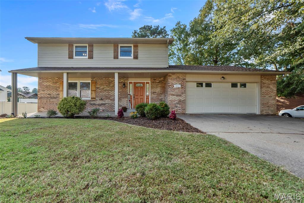2213 Kent Drive Property Photo 1