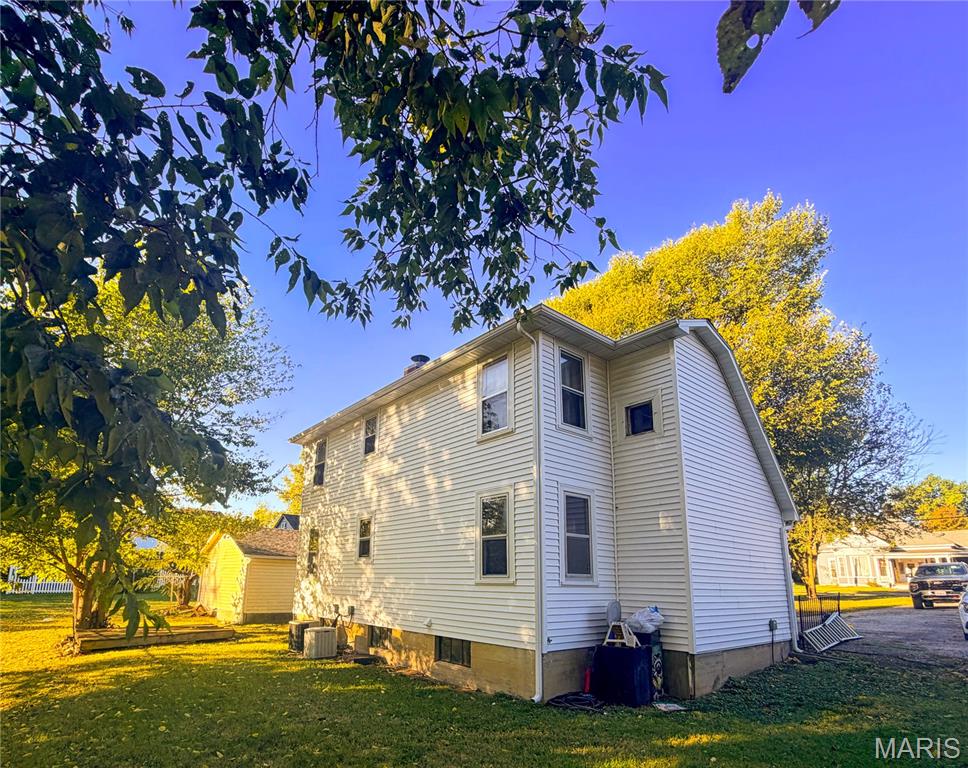 720 S Clark Street Property Photo 2