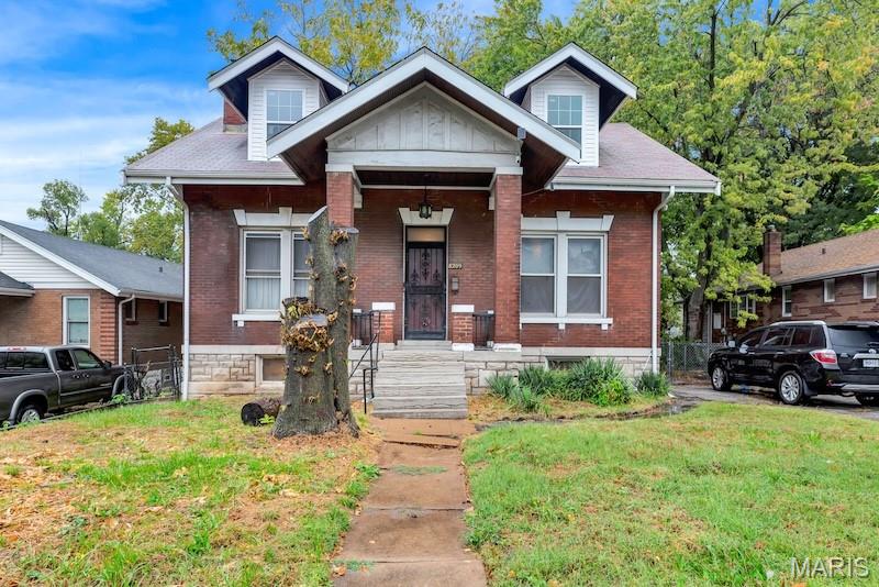 8209 Saint Charles Lane