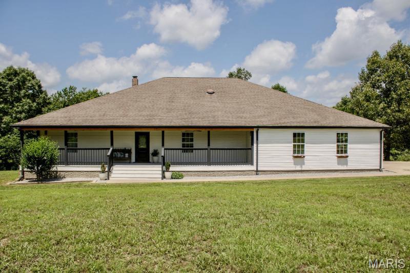 106 Sunfish Lane Property Photo 1