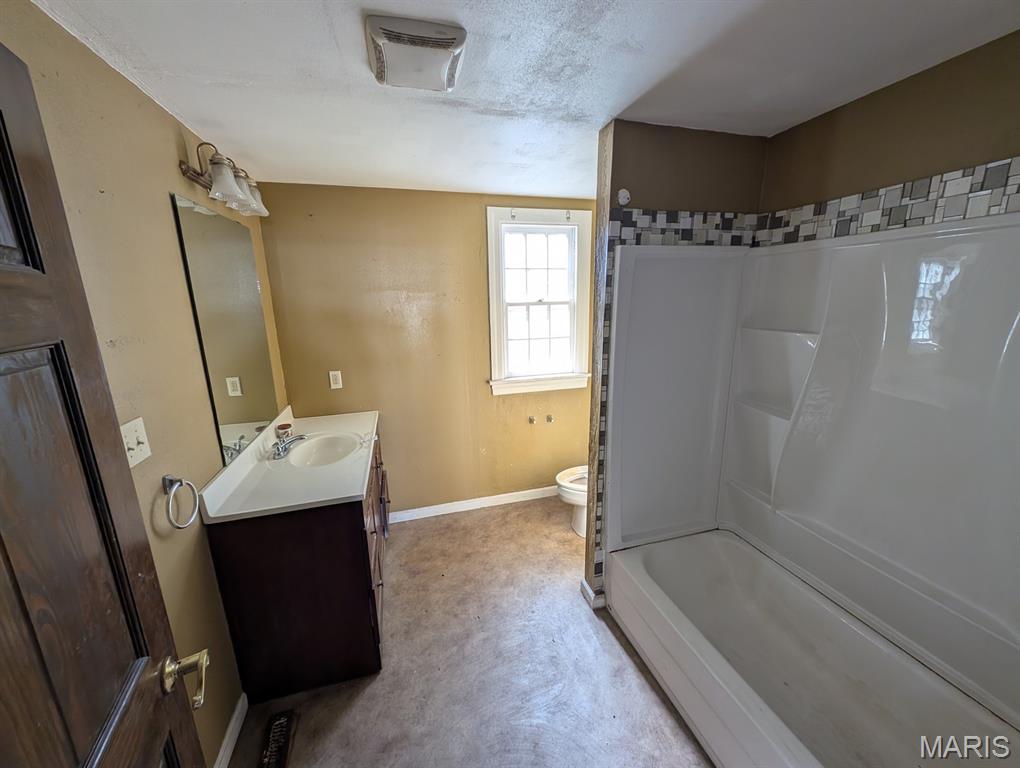 3915 W Main Street Property Photo 11