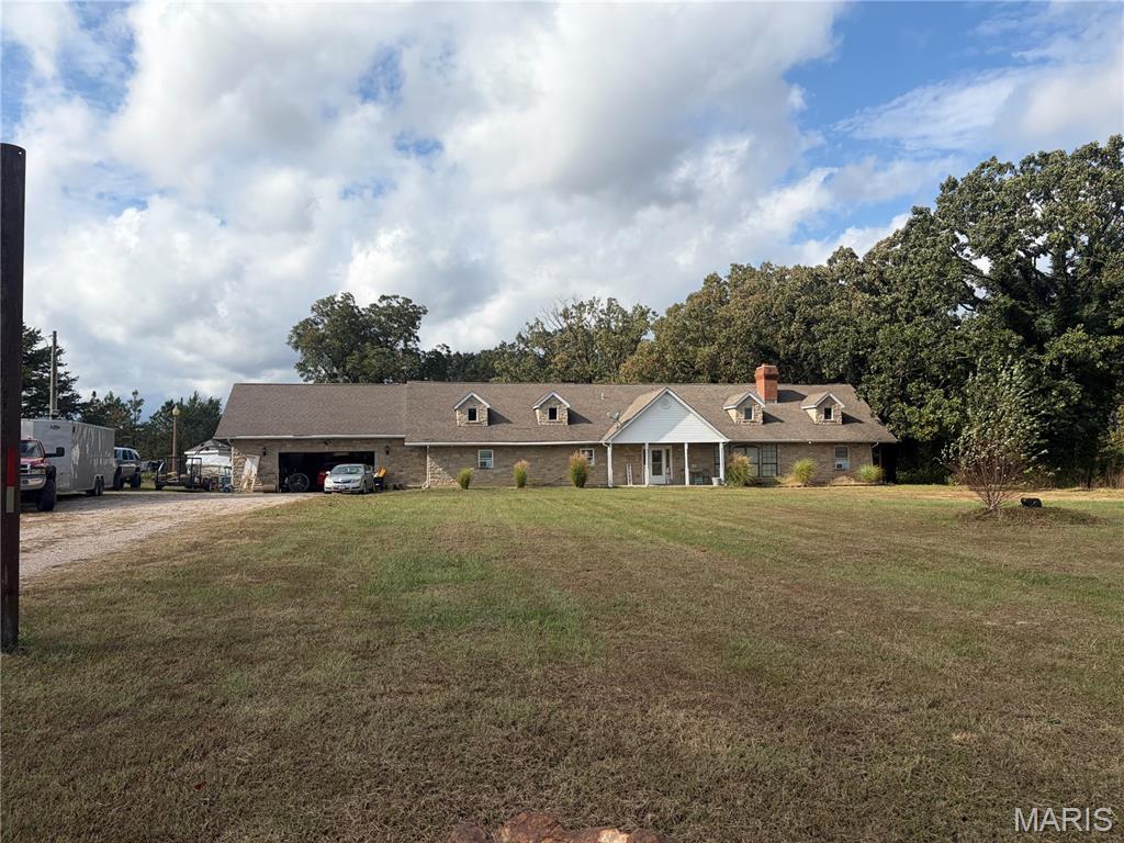 2707 N Service Road Property Photo 2