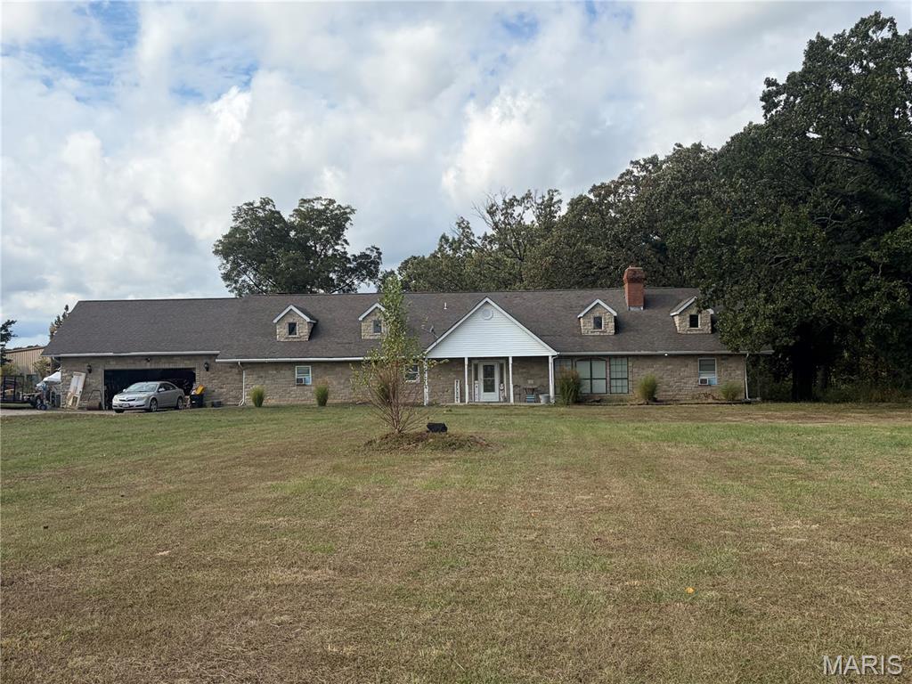 2707 N Service Road Property Photo 4