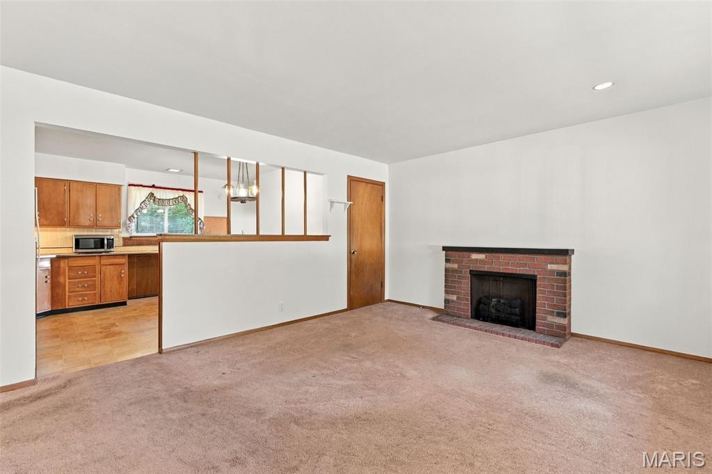 8622 North Avenue Property Photo 3