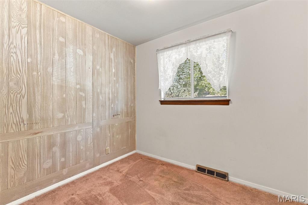 8622 North Avenue Property Photo 16
