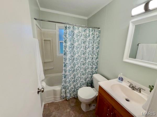 3581 Valleywood Drive Property Photo 5