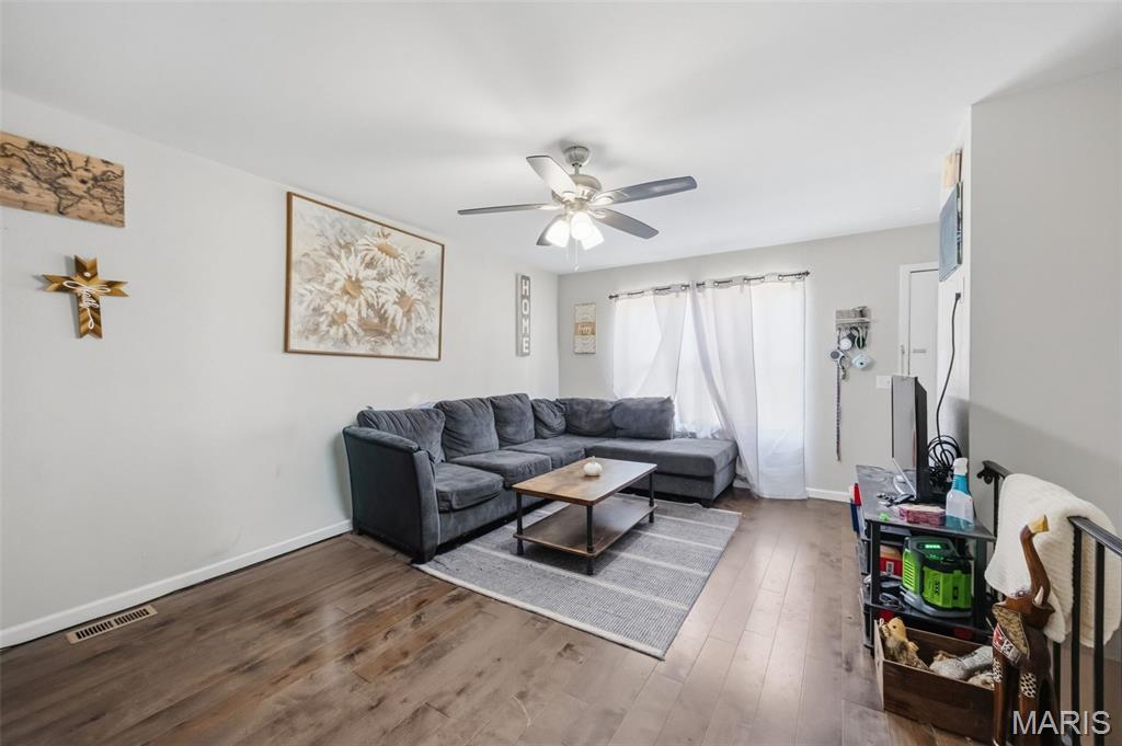26066929 Property Photo 6
