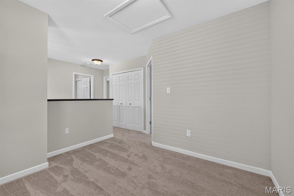 511 Rolling Meadow Drive Property Photo 8