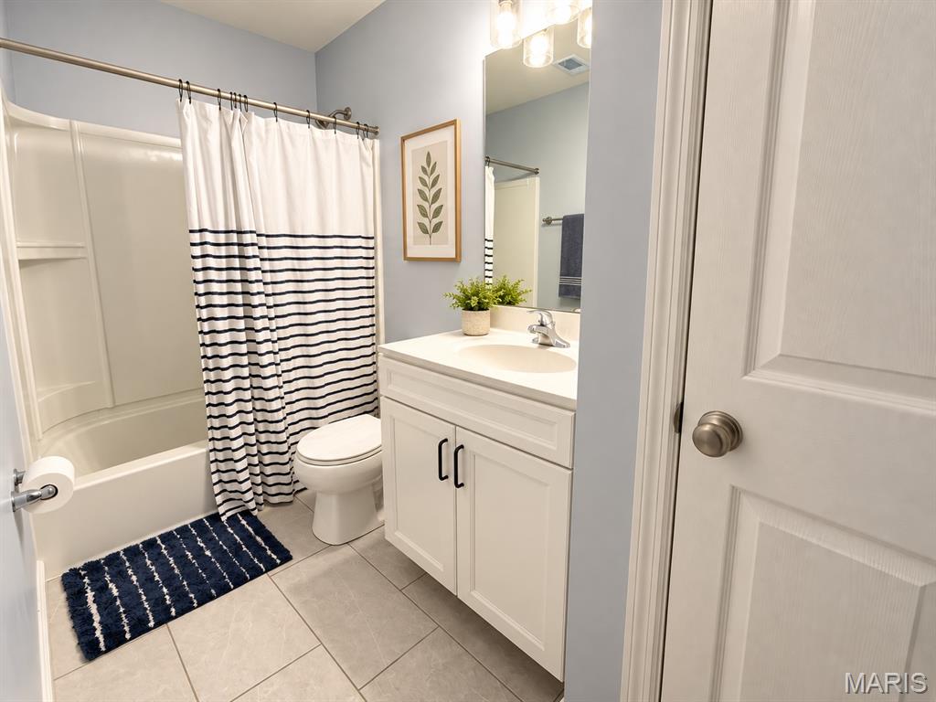 623 Summer Breeze Lane Property Photo 12