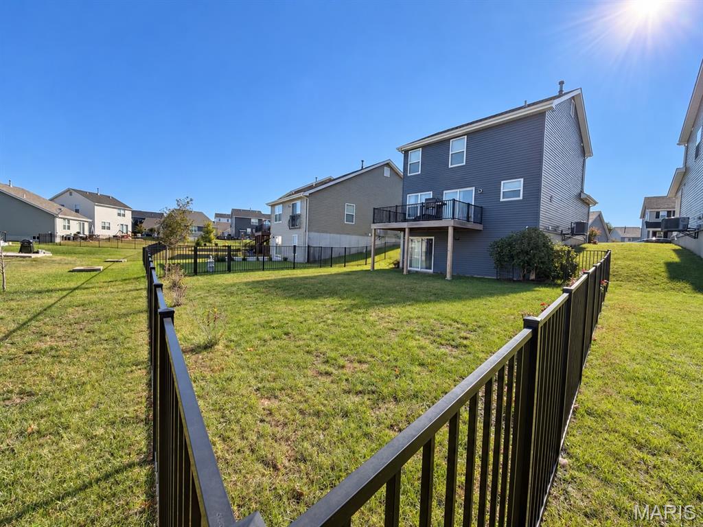 623 Summer Breeze Lane Property Photo 15