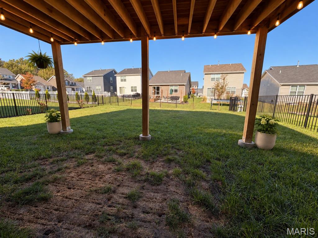 623 Summer Breeze Lane Property Photo 16