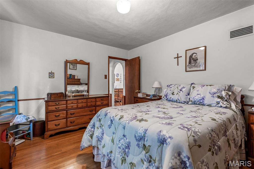 729 Zeiss Property Photo 21