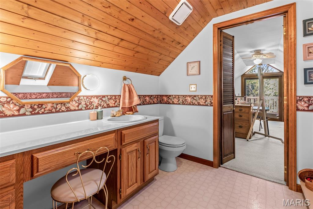729 Zeiss Property Photo 26