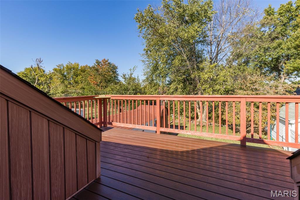 729 Zeiss Property Photo 29