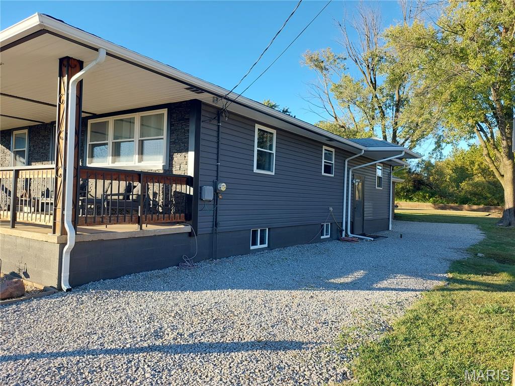 2521 North Street Property Photo 7