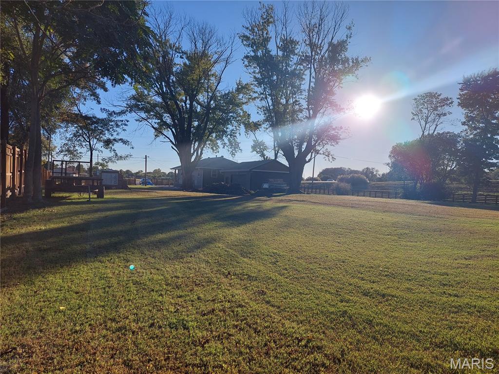 2521 North Street Property Photo 17