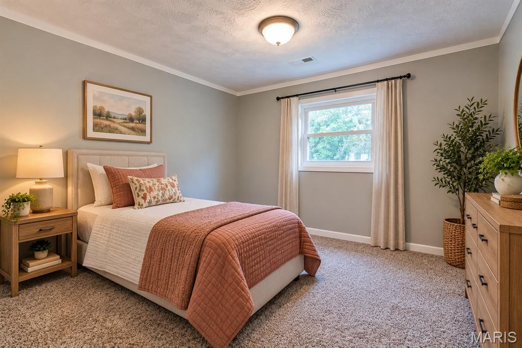 7875 Oak Lawn Place Property Photo 11