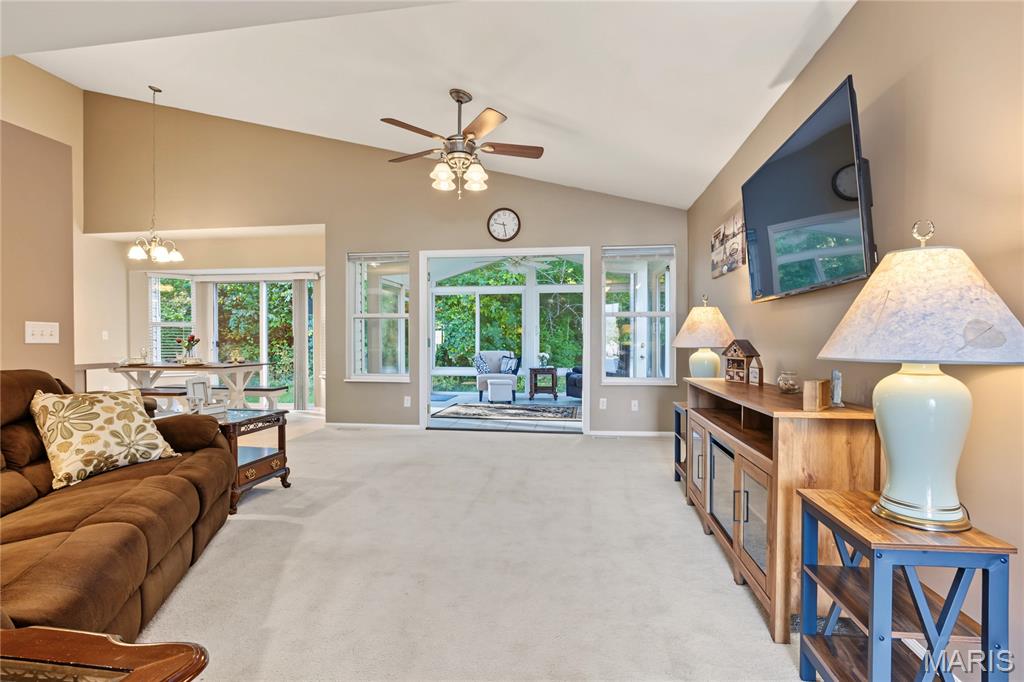 887 Caleb Crossing Property Photo 3