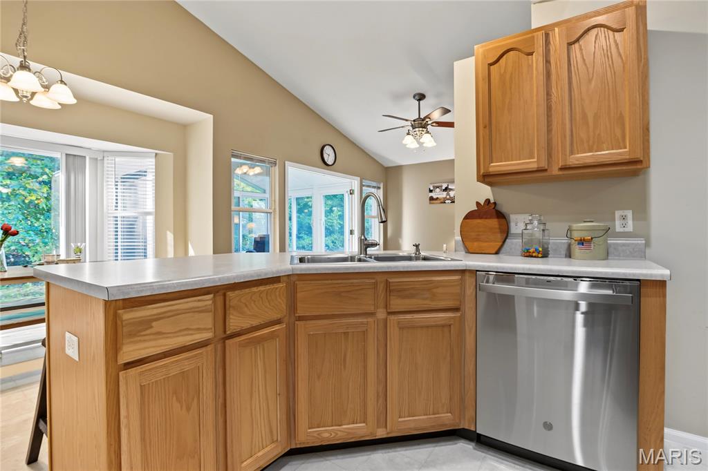 887 Caleb Crossing Property Photo 13