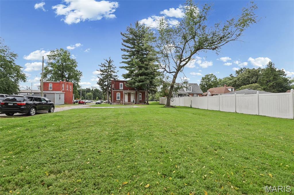 109 S 27th Street Property Photo 5