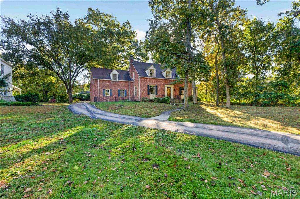 1236 S Geyer Road Property Photo 1