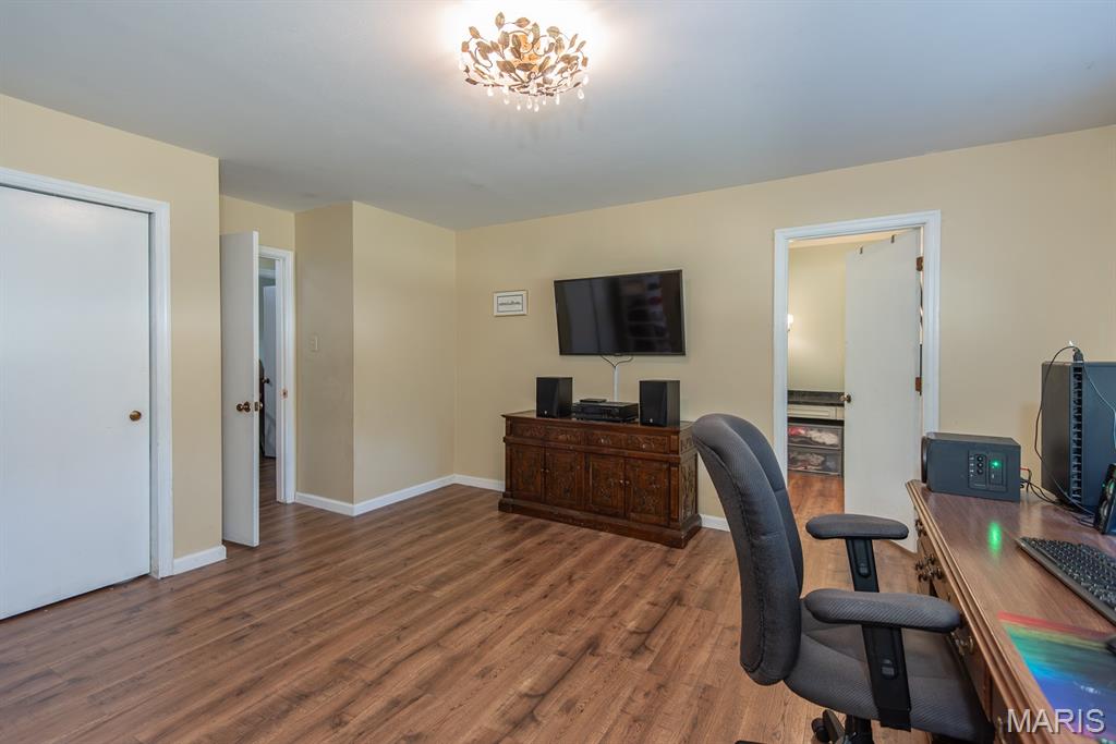 11631 Fallbrook Drive Property Photo 19