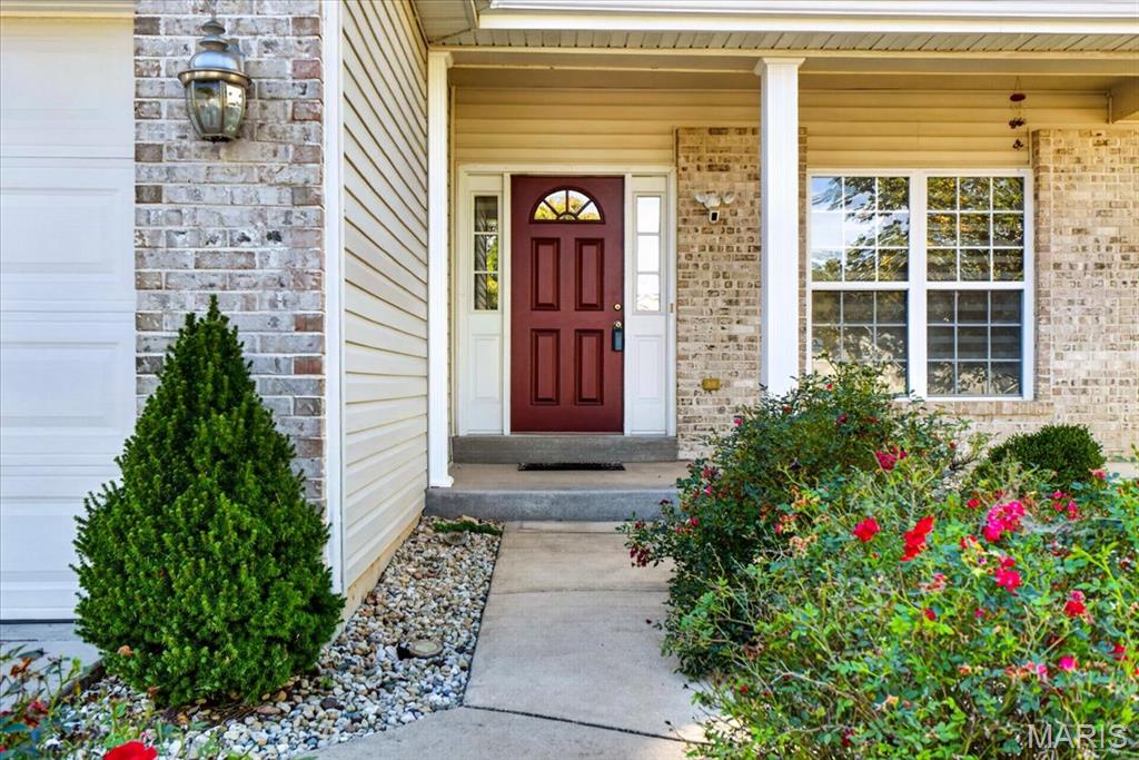 567 Brook Meadow Drive Property Photo 7
