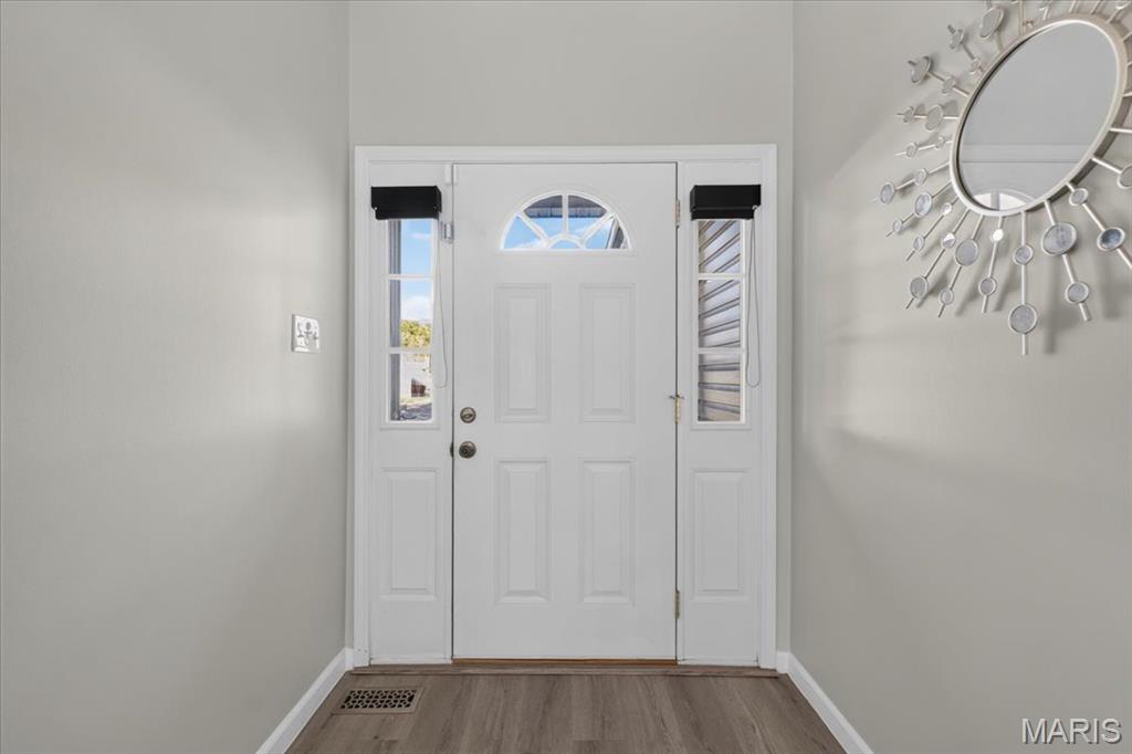 567 Brook Meadow Drive Property Photo 10