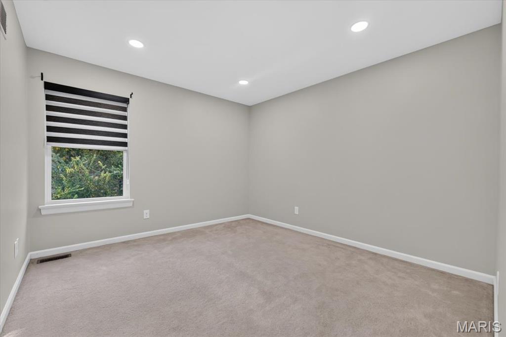 567 Brook Meadow Drive Property Photo 31