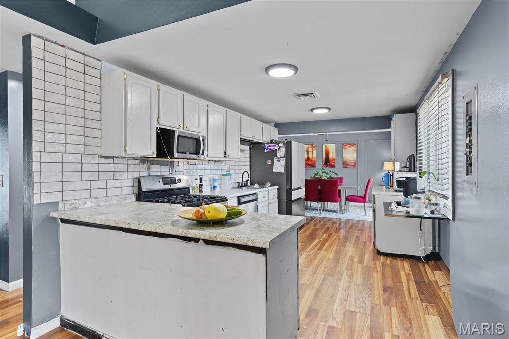 2200 Saint Catherine Street Property Photo 10
