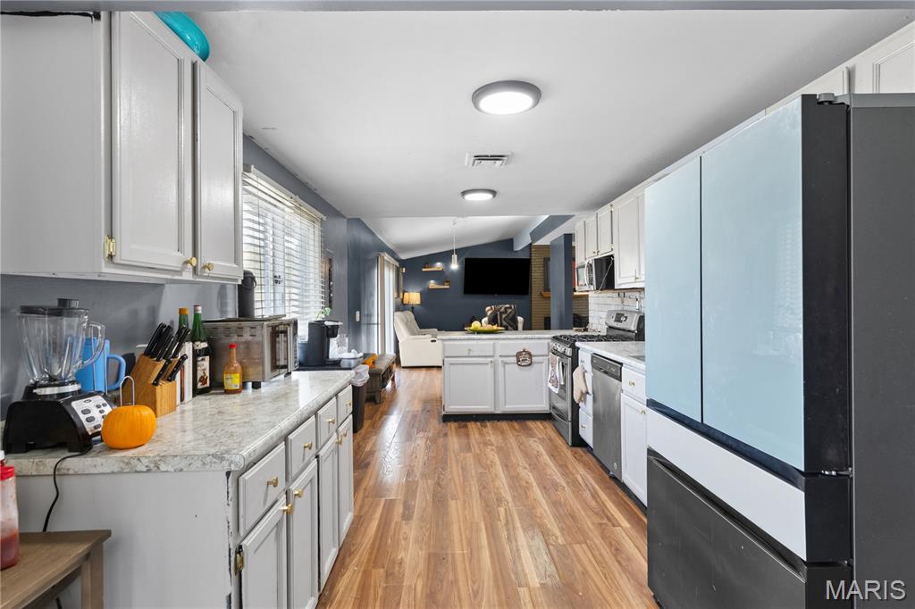2200 Saint Catherine Street Property Photo 11