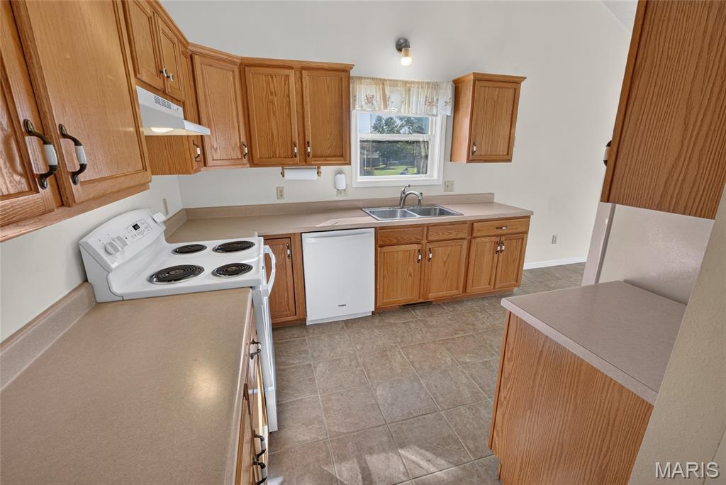 3965 Scenic View Drive Property Photo 3