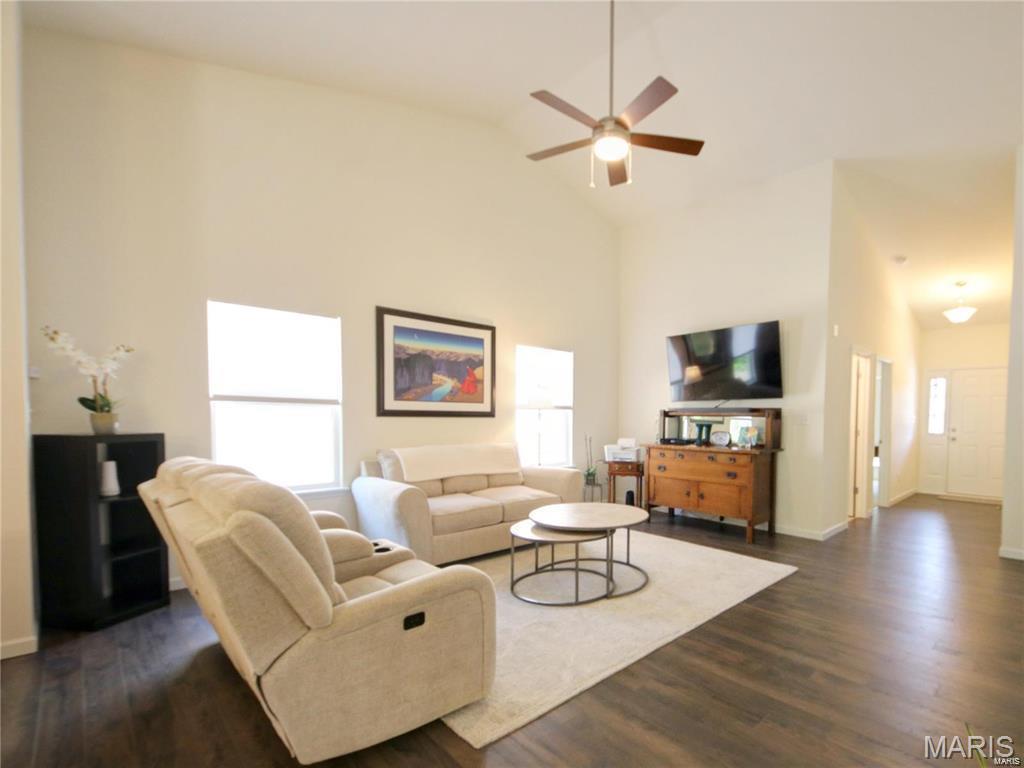 5349 Lakepath Way Property Photo 7