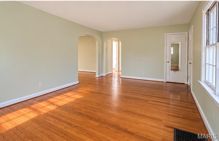 1156 Hilltop Drive Property Photo 2