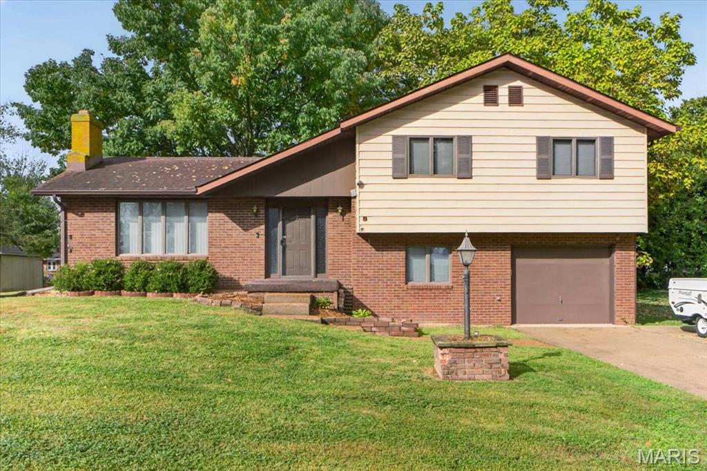 8 Lilac Drive Property Photo 1