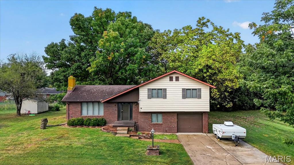 8 Lilac Drive Property Photo 2
