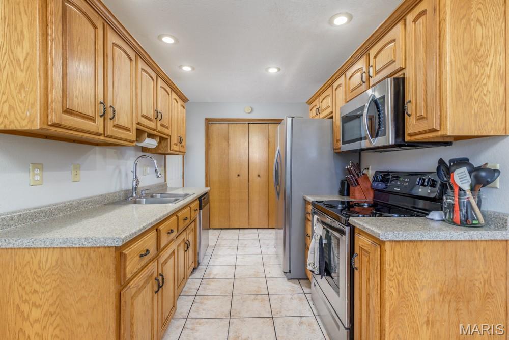 1123 Applelane Drive Property Photo 8