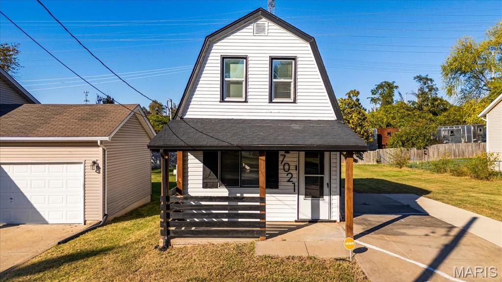 7021 Robbins Avenue Property Photo 1