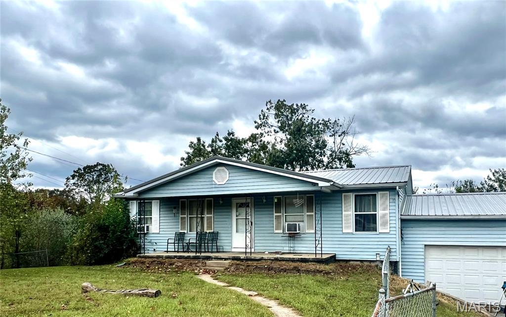 17155 S Us Highway 63 Property Photo 1