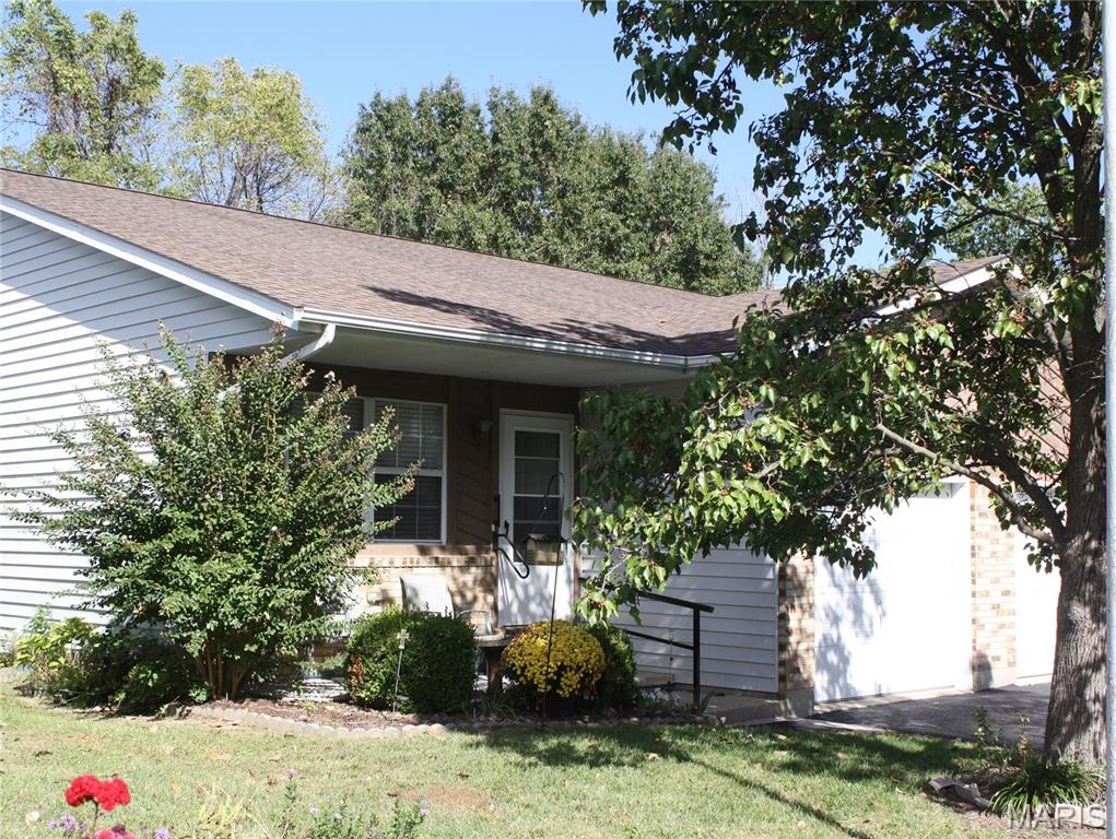 35 Wenona Court Property Photo 1